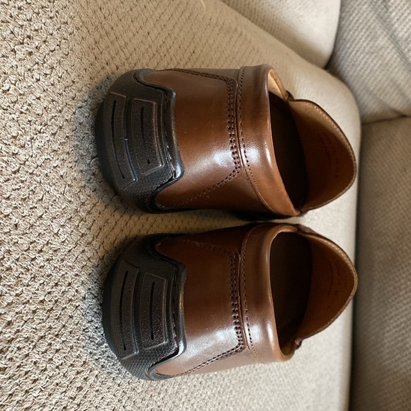2 pairs of Johnston & Murphy Driving Mocs for one price!!